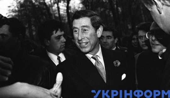 Мирослава Бердник: Визит принца Чарльза в Киев
В...